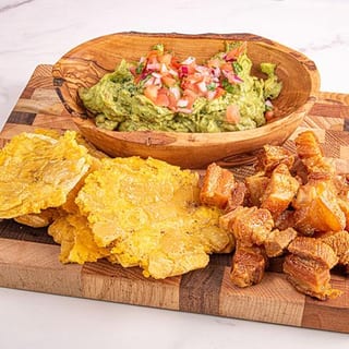 Guacamole con Chicharron