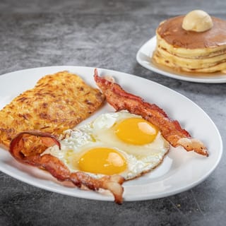 Croquetas de papa, huevos & Tocineta